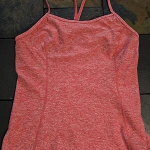 L@@K***Under Armour women's tank